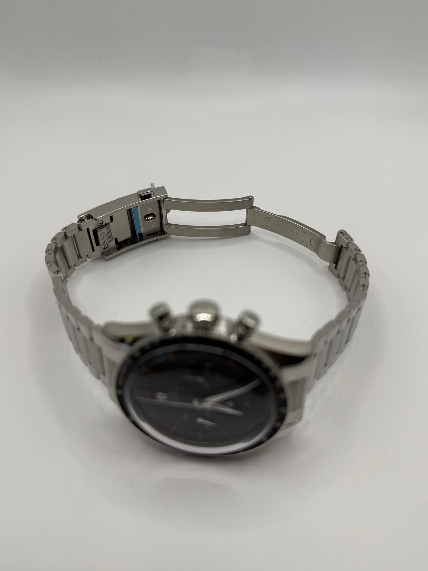 Omega Speedmaster FOIS 310.30.40.50.06.001 – 2024 Full Set, Unworn