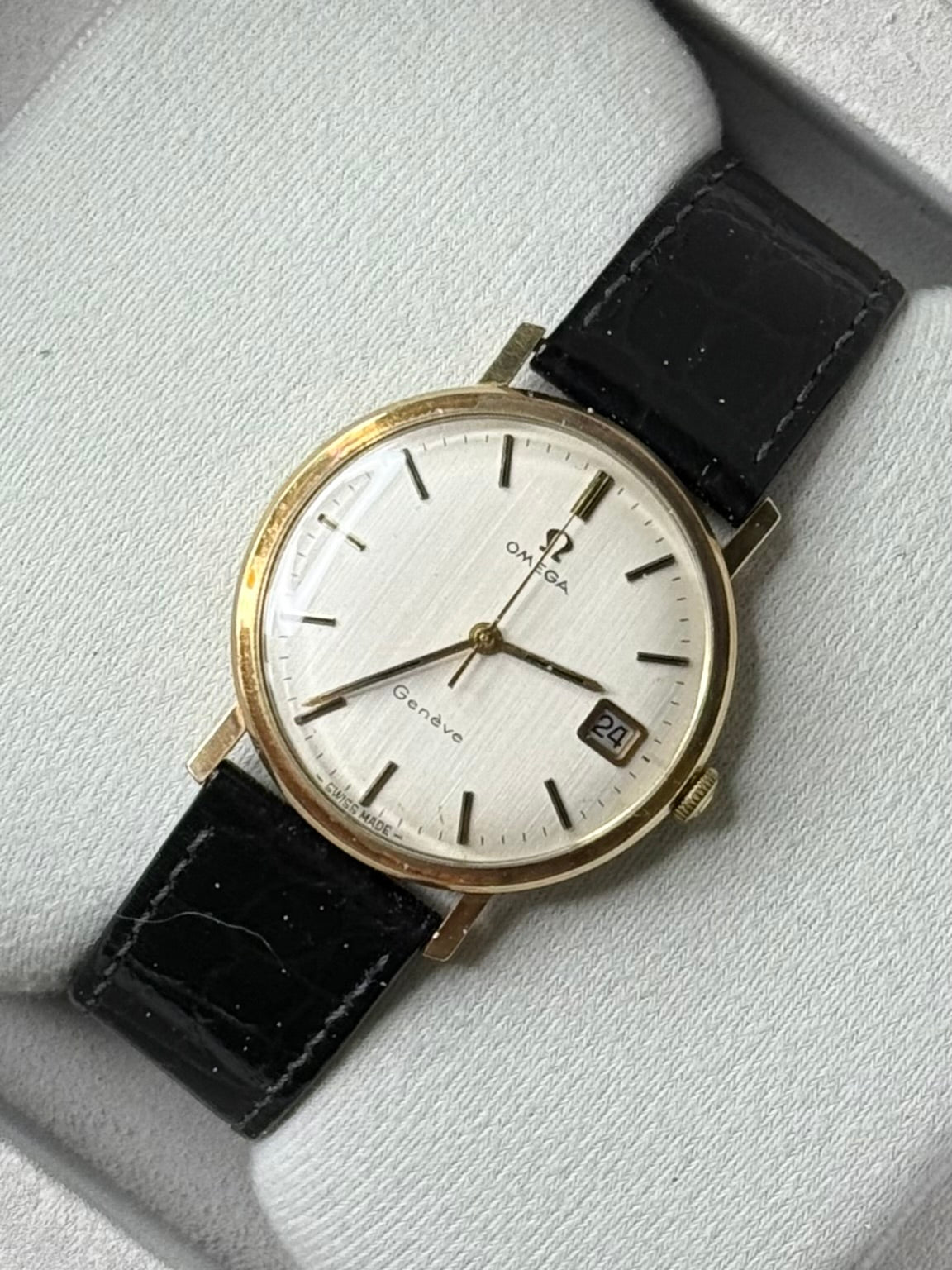 1947 Omega Geneve 9ct Gold