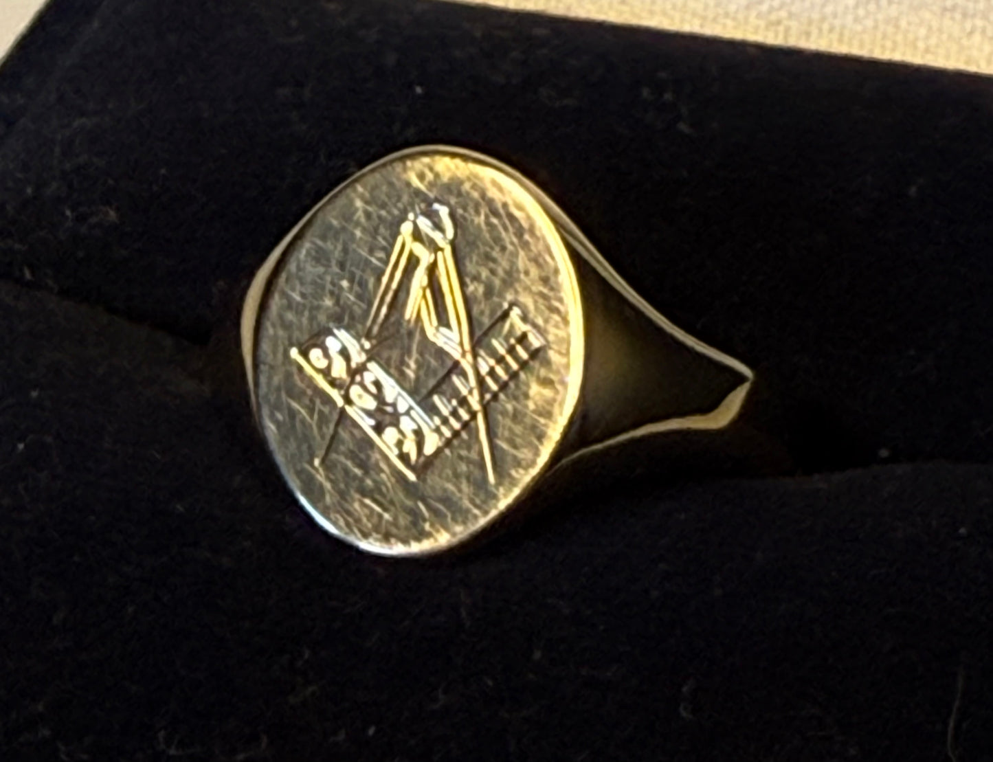 Masonic 9ct Gold Ring